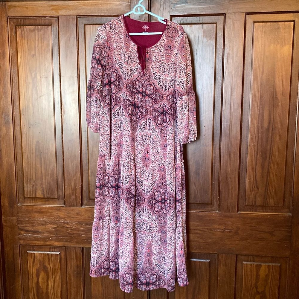 St. John's Bay Tiered Pink Lined Flowy Maxi Dress Size M